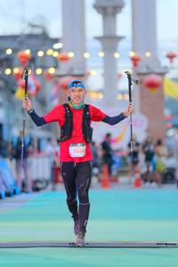 BIB: 5054
                            <button type="button" onclick="openModal(21766830)" class="btn btn-primary btn-sm float-right btn-popup" data-toggle="modal" data-target=".modal-high-quality">
                        <i class="fas fa-shopping-cart"></i> Add to Cart
                    </button>
                                            <button type="button" onclick="isThisMe(21766830, true)" class="btn btn-success btn-sm float-right btn-popup btn-isme hidden" data-toggle="tooltip" data-placement="bottom" title="นี่คือรูปของคุณใช่ไหม คลิกที่นี่เพื่อเอาเข้าอัลบั้ม">
                        <i class="fas fa-plus"></i> Add to album
                    </button>
                    <button type="button" onclick="isThisMe(21766830, false)" class="btn btn-warning btn-sm float-right btn-popup btn-isnotme hidden">
                        <i class="fas fa-ban"></i> Remove from album
                    </button>